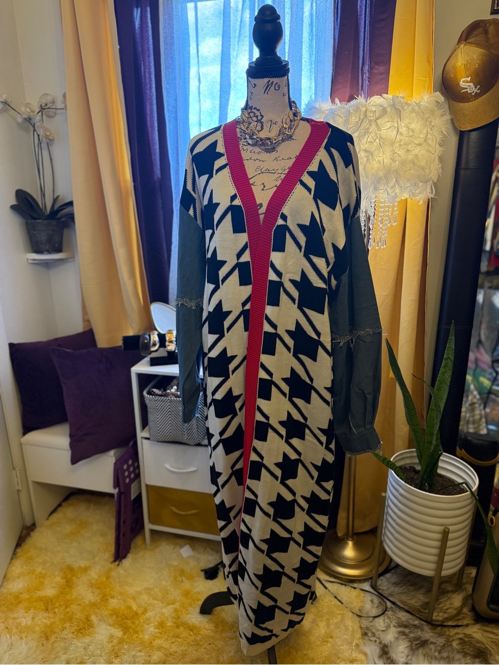 Long Houndstooth Cardigan with Red Trim